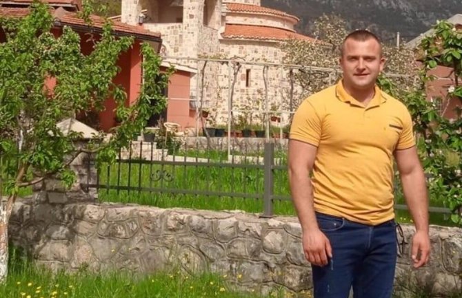Ovo je Andrija (30) koji je ubijen u Budvi: Posle tuče preminuo u vozilu Hitne pomoći, sahrana sjutra u Bijelom Polju