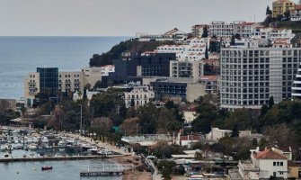 Budva: Iz stanova krao novac, satove, nakit...