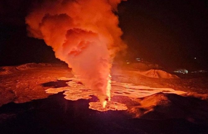 Islandski vulkan ponovo izbacuje lavu, građanima naređena evakuacija