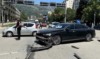 Saobraćajna nezgoda u centru Bara: Jedna osoba povrijeđena, transportovana u bolnicu