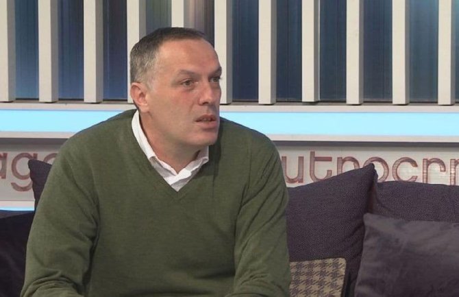 Božović: Zakon bi bio nepovoljan po prosvjetare, ostali bi bez dodatka