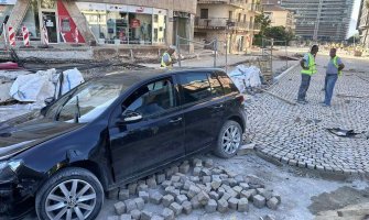 Budva: I to se dešava, slupao auto na nezavršenom bulevaru