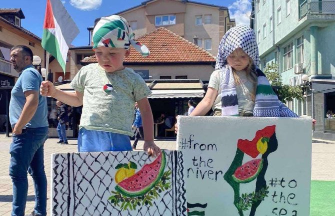 U Rožajama održana manifestacija “Dani Palestine”