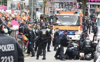 Drama u blizini navijačke zone na Njemačkoj: Policija ranila čovjeka koji se spremao za napad