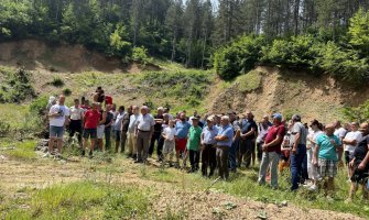 Održan protest zbog najavljenih radova na lokaciji Strmica, mještani poručili: Rad kamenoloma neće dozvoliti