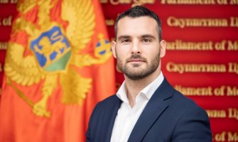 Janović: Vlada odobrila pola miliona eura za nove avio-linije