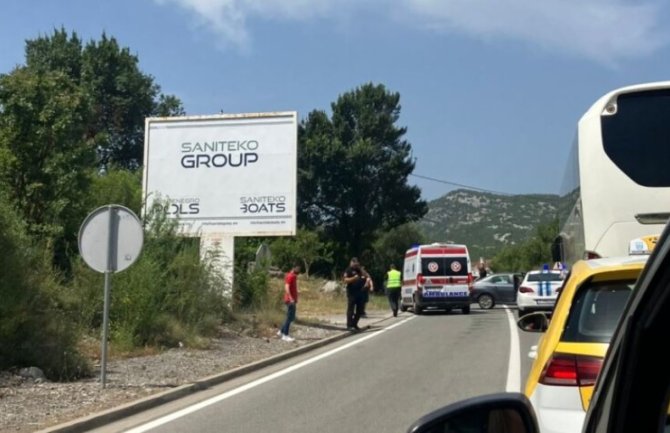 Saobraćajna nezgoda na putu Podgorica - Cetinje, tri osobe povrijeđene