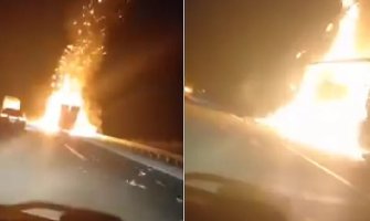 Na autoputu Drugovići - Prnjavor izgorio kamion, saobraćaj potpuno obustavljen