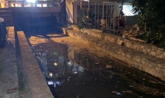 Budva: Izlile se fekalije u kanal pored restorana i plažnih barova, ugostitelji strahuju od zaraze