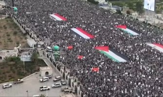 Hiljade ljudi u Jemenu na velikom skupu podrške Palestini