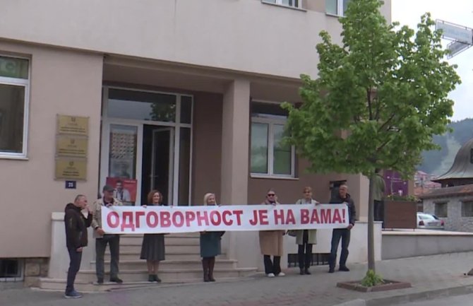 Nastavljen mobing nad šest zaposlenih u pljevaljskoj biblioteci