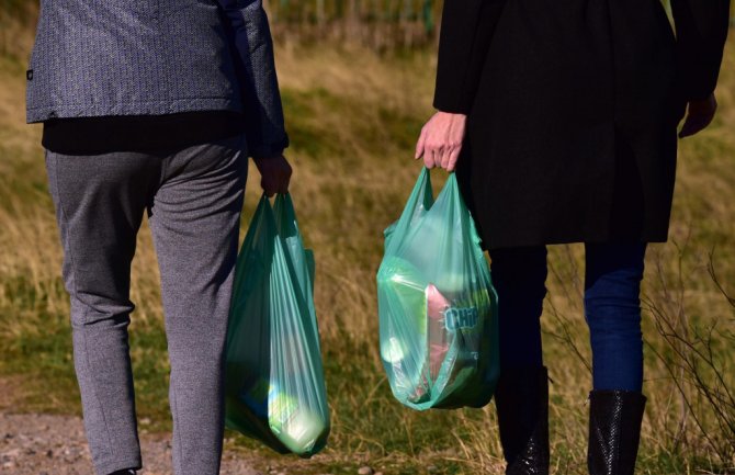 U Crnoj Gori godišnje se upotrijebi preko 63 miliona plastičnih kesa