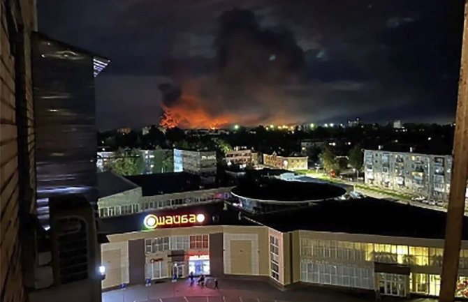 Ukrajina napala Rusiju kao nikad prije, lansirane stotine dronova, gori oko Moskve