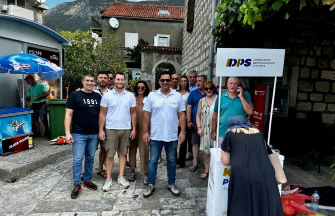 DPS: Počelo prikupljanje potpisa, 29. septembra Kotor glasa za političke promjene