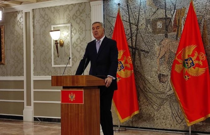 Đukanović: Lončar jedan od posljednjih velikana jugoslovenske diplomatije