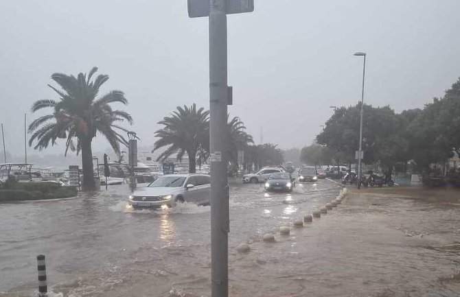 Veliko nevrijeme u Dalmaciji, obilne kiše 