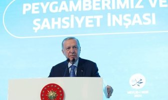 Erdogan: Trgovci oružjem i lobisti haosa koji se hrane suzama potlačenih boje se Turske