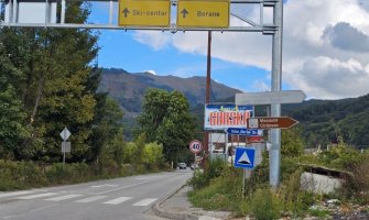 Postavljena saobraćajna signalizacija od Kolašina prema Jezerinama